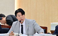 “사직을 물었는데 왜 북항을”…부산시 사직야구장 행정에 ‘말 바꾸기’ 논란