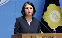 용혜인, 사퇴론 일축…“의원·장관 겸직 법이 허용” [종합]