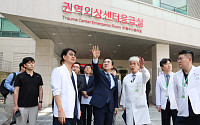 박홍근, 부산 의료·교육 현장 방문…내년 투자계획 점검
