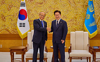 李대통령, ADB 총재 만나 “중앙亞 핵심광물 공급망 협력 확대”
