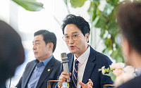 안민석, 도의회엔 ‘조례’·31개 시·군엔 직접 답변…‘교문현답’ 실행