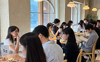 “케이크 맛보고 직무 추리”…CJ푸드빌의 특별한 인재 찾기 [현장]
