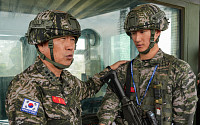 추석에도 전방지키는 장병들...해병대 사령관, 교동도 격려 방문