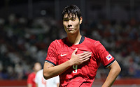 남녀 축구 나란히 4강행···남자는 4연패·여자는 첫 결승 도전 [아시안게임]