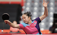 '탁구' 신유빈, 카자흐 선수 4-0 완파⋯여자 단식 8강 진출 [아시안게임]