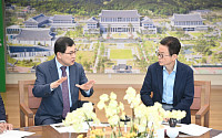 주낙영 경주시장, 이철우 도지사와 손잡고 'APEC 후속·방폐장 개편' 등 7대 현안 총력 대응