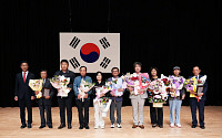 묵묵히 헌신한 29명의 숨은 일꾼…영천시, 3분기 시정발전 유공자 표창 수여