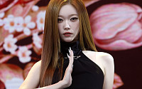 빌리 츠키, 건강 문제로 활동 적신호⋯"스케줄 불참"