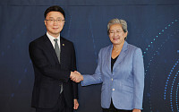 AMD 리사 수 “연내 韓 AI 연구센터 설립…수백 명 채용”