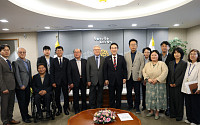 충남, 15개 시군 특성 살린 ‘통합돌봄 모델’ 만든다