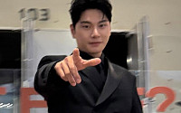 이이경, 사생활 논란 딛고 본격 복귀⋯“너무 보고 싶었다” 팬들 환호