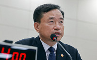 김종철 방미통위원장 “불법스팸 부당이익 환수 과징금 신설…불공정행위 제재 강화” [국감]