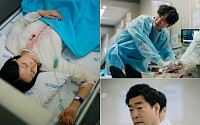 '닥터X' 김지원, 피투성이로 응급실행⋯무슨 일?
