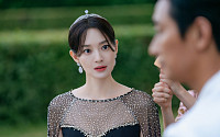 '재혼 황후' 신민아, 남편 변심에 재혼 선언⋯상대는 이종석