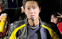 유노윤호, 유료 소통앱서 팬과 설전⋯"자극적으로 말할 거면 오지 마"