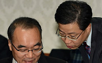 [포토]제34차 위기관리대책회의 참석한 박재완 장관
