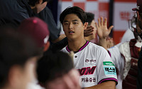 키움 박준현, 스트레칭 중 무릎 인대 부상