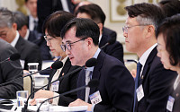 국조실장 “초광역특구 전국 권역별 1곳씩 지정 목표⋯현장 애로 해소”