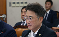 법사위 종합감사, 답변하는 이진수-김호철-오동운-노경필 [포토]