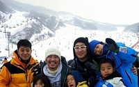 [eStar SNS] 김창렬 임창정 스키장 사진 공개, 아이들과 즐거운 한때