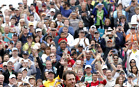 [PGA]필 미켈슨, 텃밭서 '와이어 투 와이어' 우승
