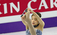 김연아, 세계선수권 우승 “13명의 심판과 싸워 이겼다”