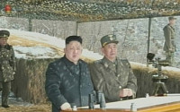 [포토] 북한 김정은, 무인타격기·대공미사일 발사 훈련 지도