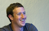 저커버그 페이스북 CEO, 세금만 1.2조원