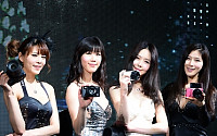 [포토]2013 서울국제사진영상기자재전, '카메라도 같이 보세요'