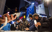 삼성, 미국서 '삼성체험관'으로 애플 압박