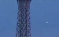 에펠탑 UFO 포착 “밝은 빛 뿌리면서 에펠탑 가까이…”
