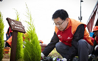 SK이노베이션, 서울시민 위한 한강 꽃길 조성