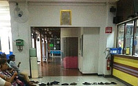 태국 줄 서는 법…"번호표 대신 신발, 참신하네”