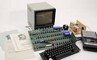 37년 전 ‘애플 1’ 컴퓨터… 낙찰가 무려 7억5000만원