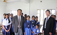 GS건설, 방글라데시 현지 학교에 교육시설 기증