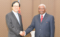 수출입은행장, 모잠비크 대통령과 금융협력 방안 논의