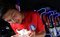 [포토]한국-우즈베키스탄전 축구 경기장서 3D 프린트 체험 행사