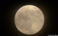 [포토]가장 큰 보름달 '슈퍼문'