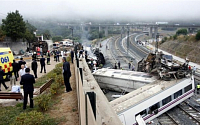 스페인 열차 탈선사고 사망 77명·부상 131명