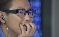 ‘슈퍼스타K 5’ 윤종신, 왜 심사 중 눈물흘렸나?