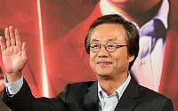[포토]정동환,'극중 회장역 맡았습니다'