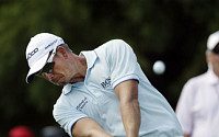 헨릭 스텐손, PGA 플레이오프 1000만달러 주인공 ‘성큼’…투어 챔피언십 2R 선두