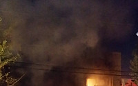 [포토]대구 가스폭발…불길 치솟는 페인트 가게