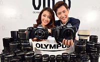 [포토]올림푸스, 플래그십 미러리스 카메라 OM-D E-M1출시