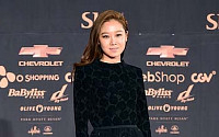 [포토]배우 공효진, '올 블랙 패션으로 시크하게'