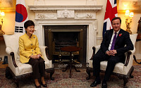 [포토]박근혜 대통령, 캐머런 총리와 회담