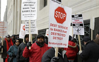 [포토］디트로이트시 파산 선고…시위하는 근로자들
