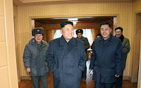 [포토]北 김정은, 마식령스키장 시찰 중 '환한 웃음'