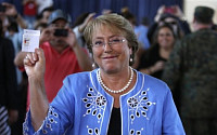 ［포토］칠레 대선서 중도 좌파 승리...두번째 여성 대통령 확정