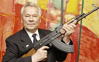 '돌격소총 대명사' AK-47의 아버지 칼라슈니코프 94세로 사망